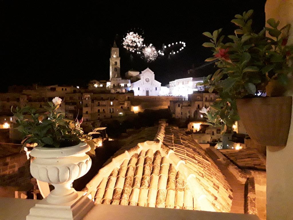 فيلا Antica Dimora Storica La Finestra Sul Campanile ماتيرا المظهر الخارجي الصورة